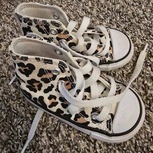 Converse Leopard Print girl toddler High top Shoes Size 5